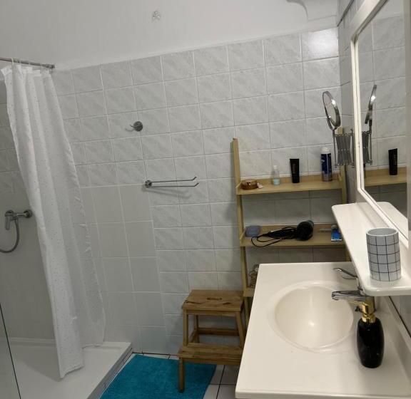 带共用浴室的标准房间, Gran Hostel