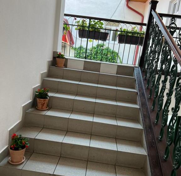 带共用浴室的标准房间, Gran Hostel