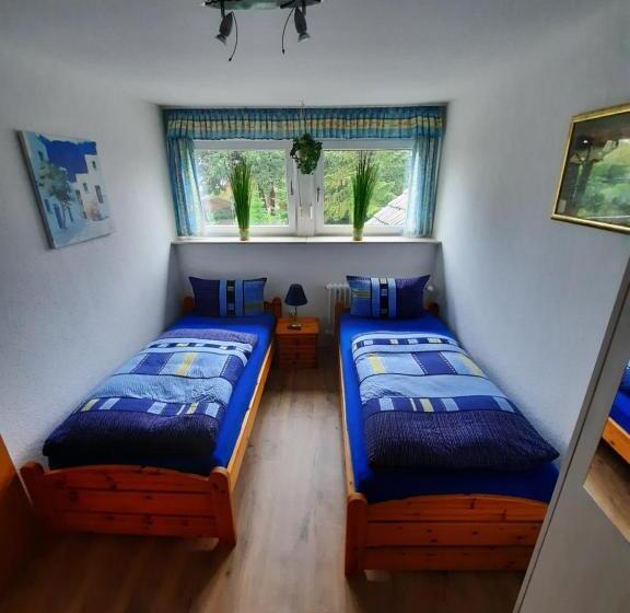 Апартаменты 2 Спальни, Landhaus Burs