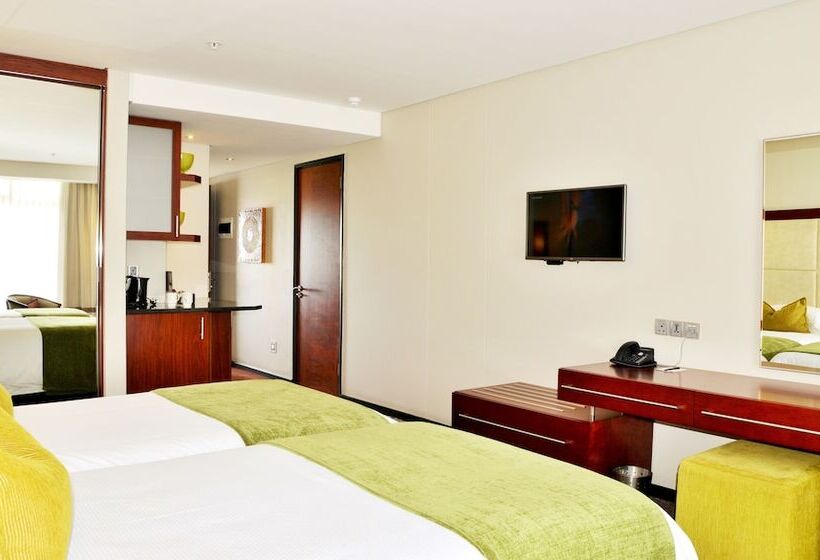 Номер Стандарт, Premier Hotel East London Icc