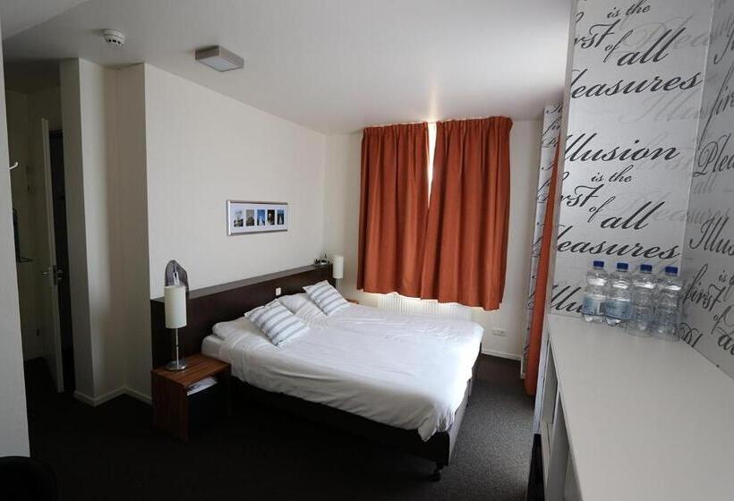 Трехместный Номер Комфорт, Boutique Hotel De Raetskamer