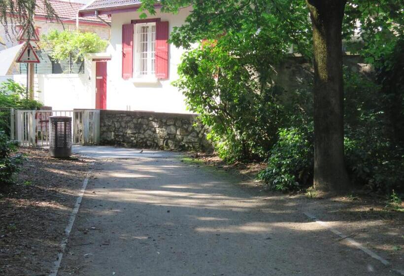 １ベッドルームアパートメント, La Petite Maison