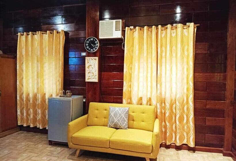 Люкс Повышенной Комфортности, Theresa S Pension House