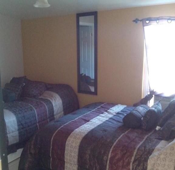 اتاق استاندارد چهار تخته, La Vid Posada Inn