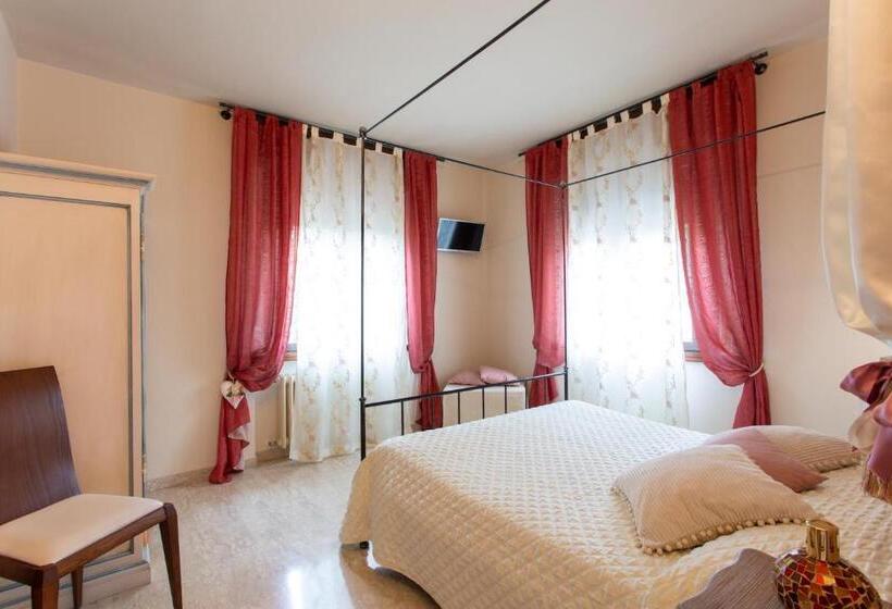 Номер Стандарт Трехместный, Al Borgo Rooms