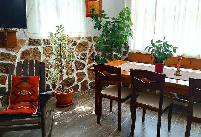 Номер Стандарт, Guesthouse White Margarit
