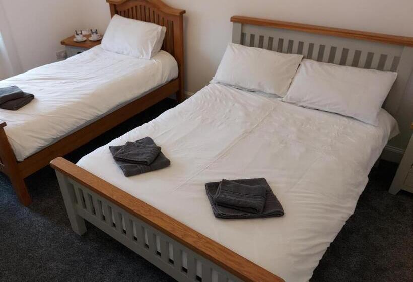 Quarto Familiar, Maze Serviced Apartment
