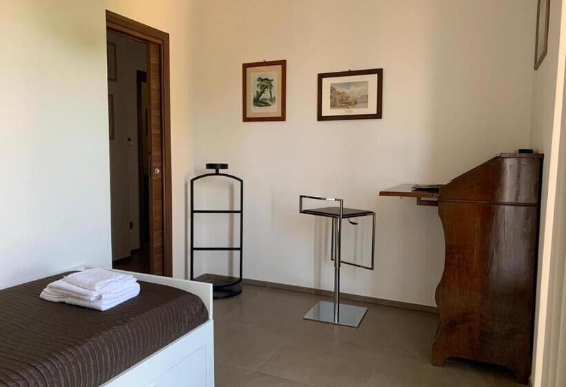 اتاق استاندارد یک نفره, Villa Amalia