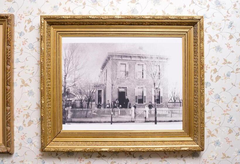 Номер Стандарт, Historic Sion Bass Guest House