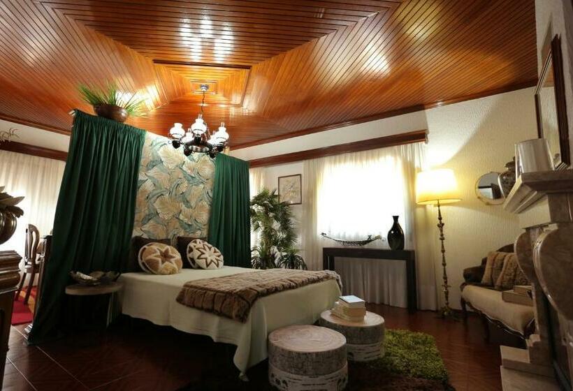 خانه 4 خوابه, Casa Flor Do Campo