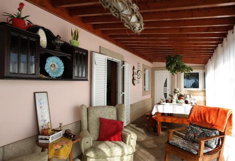 خانه 4 خوابه, Casa Flor Do Campo