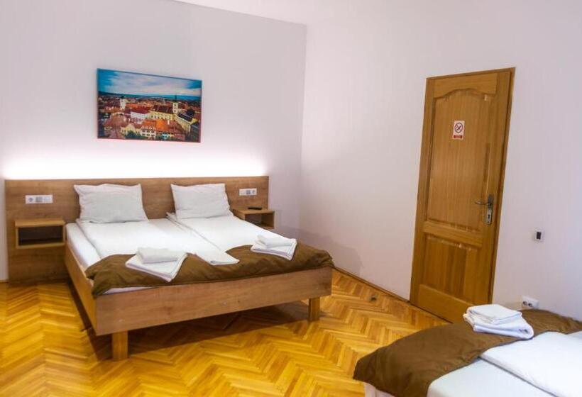 Номер Deluxe Кровать Кинг, 4rooms Central Sibiu