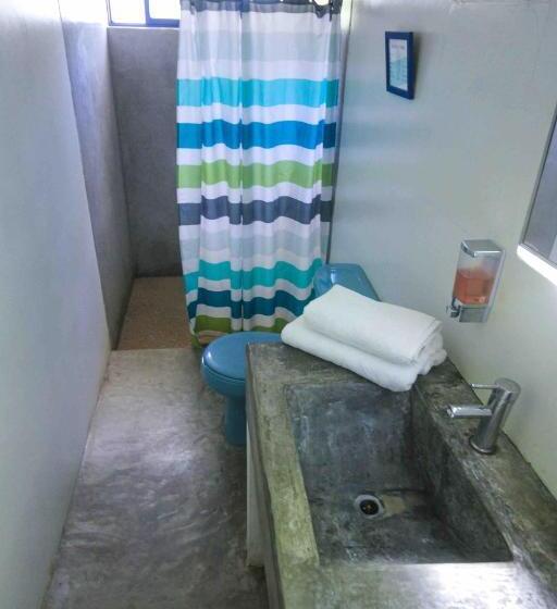 スタンダードトリプルルーム, Todos Santos Hostel Super Fast And Stable Satellite Wifi