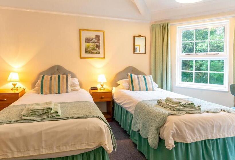 Номер Стандарт, Blue Bell Inn