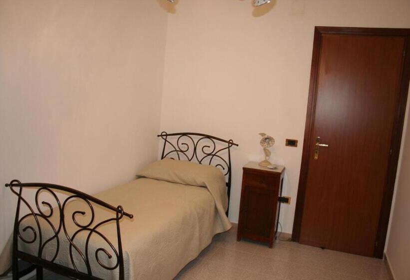غرفة قياسية ثلاثية, Costa D Amalfi E Cilento