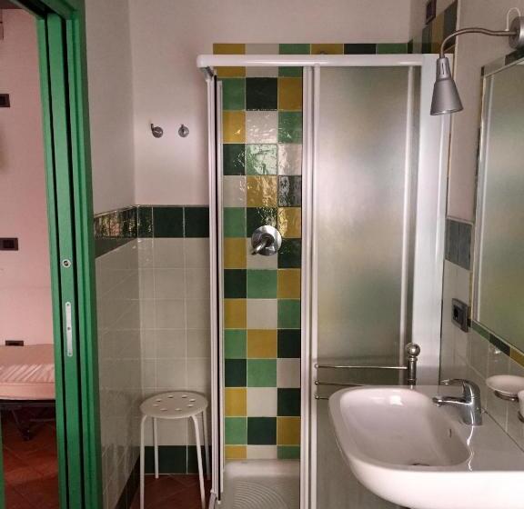 Номер Стандарт, B&b El Piastrol