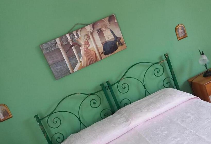 اتاق استاندارد با تخت بزرگ, Bed And Breakfast Arcobaleno