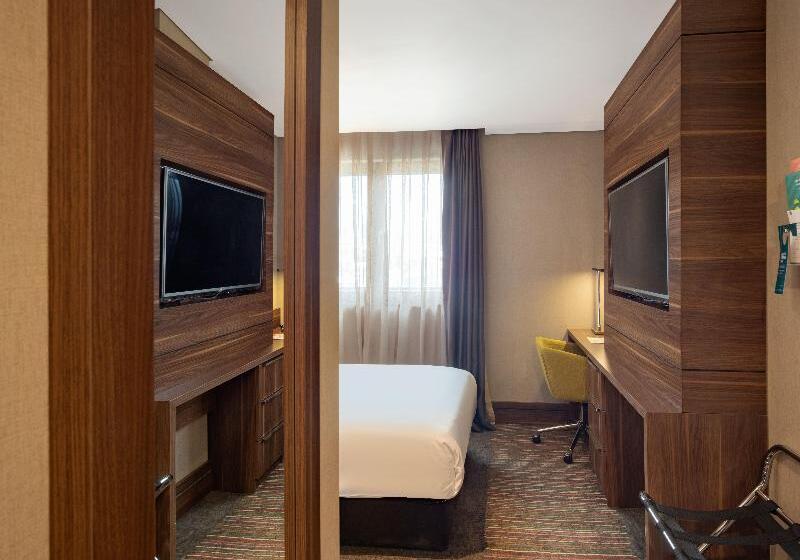 Трехместный Номер Superior, B Hotel Salvador