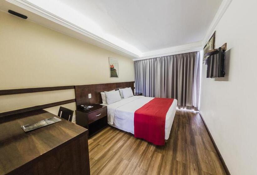 غرفة ديلوكس, Plaza Bittar
