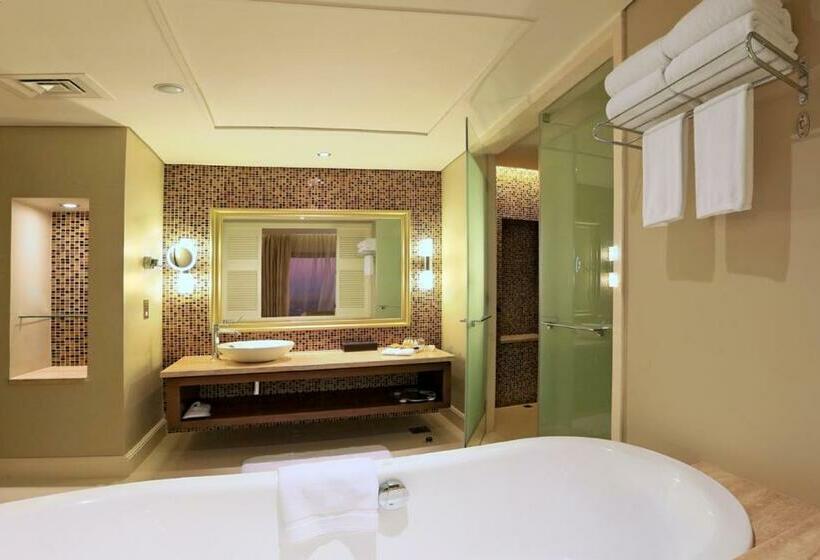 高级客房, The Tower Plaza Hotel Dubai