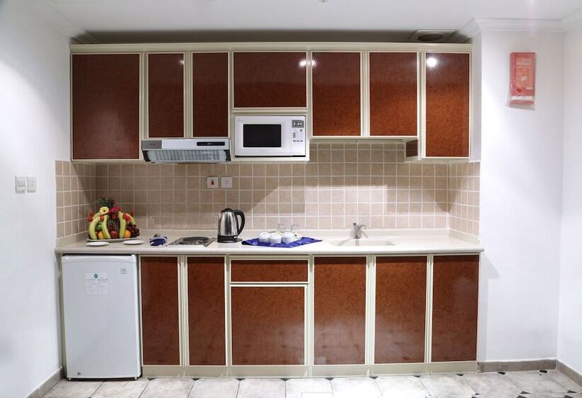 Люкс 2 Спальни, Landmark Suites Jeddah
