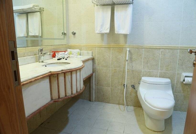 Люкс 3 Спальни, Landmark Suites Jeddah
