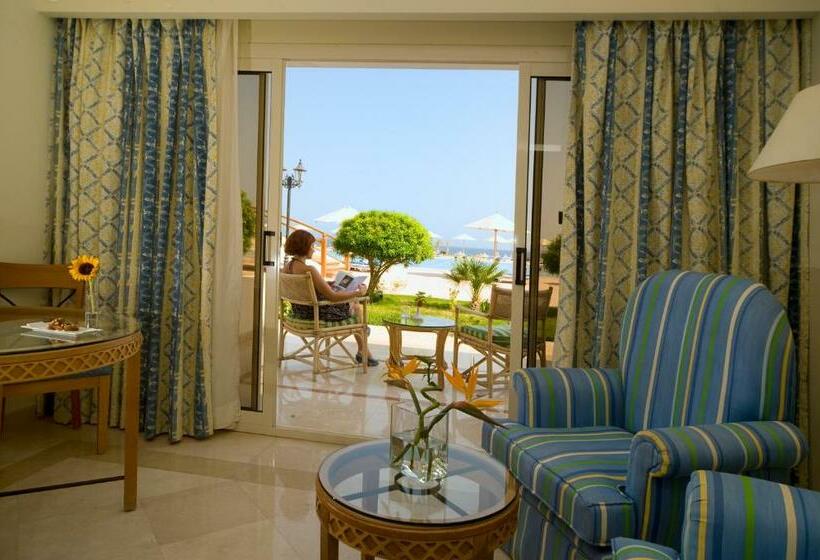 اتاق لوکس با چشم‌انداز دریا, Old Palace Resort Sahl Hasheesh