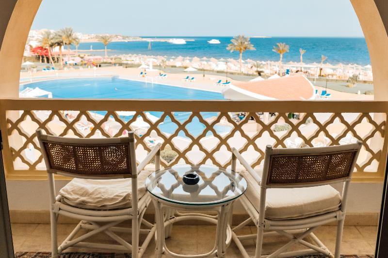 اتاق لوکس با چشم‌انداز دریا, Old Palace Resort Sahl Hasheesh