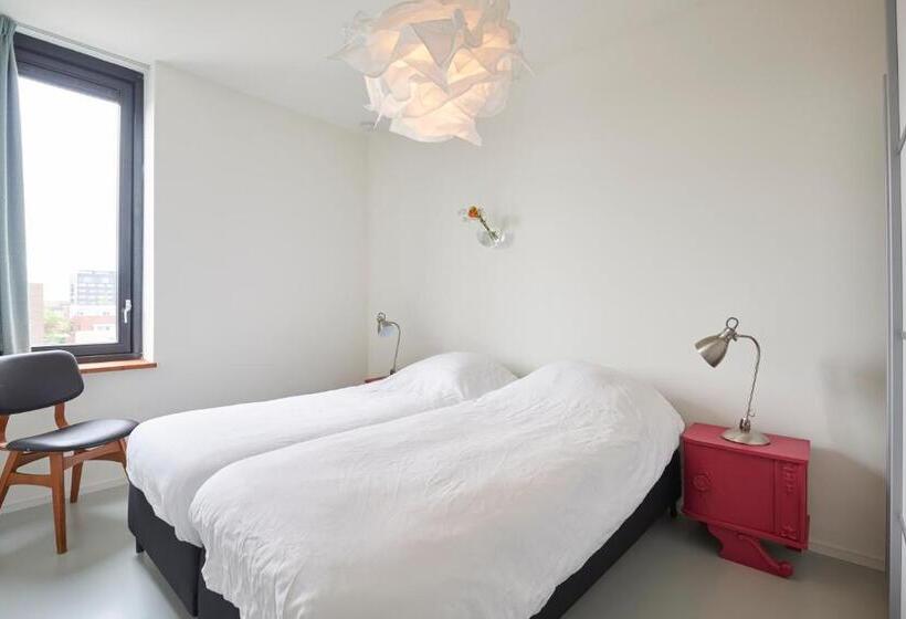 1 Bedroom Apartment Lake View, Lake View Apartment Amsterdam