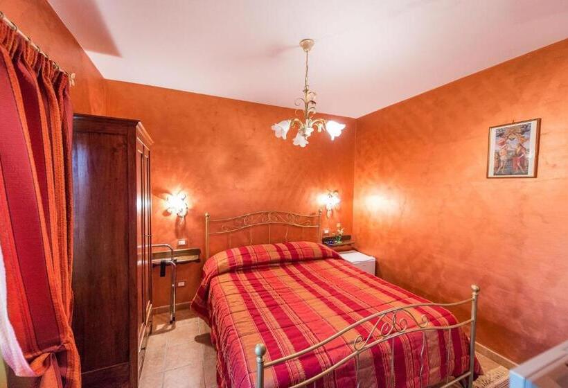 Quarto Estandar, Locanda Del Borgo