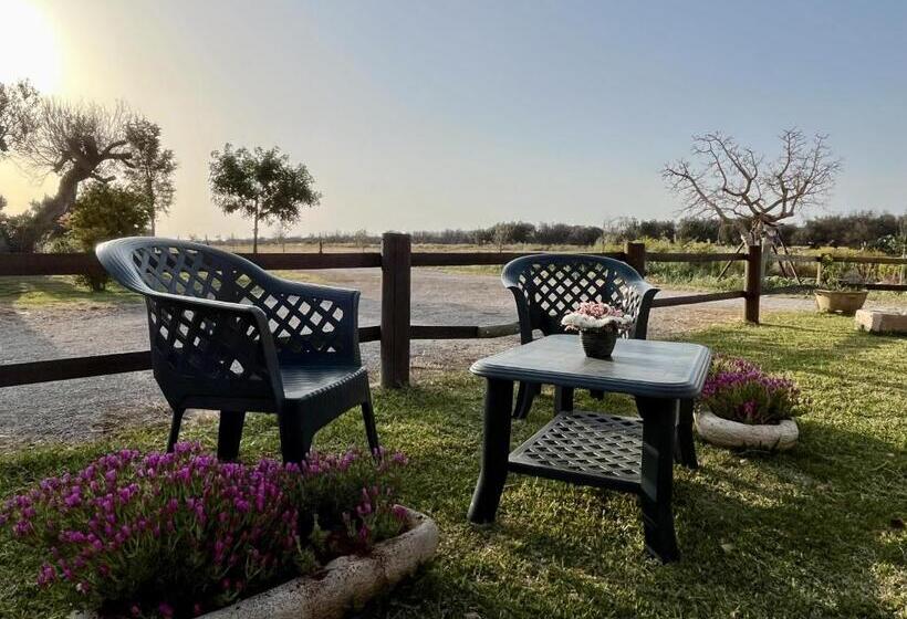 اتاق استاندارد سه نفره, Masseria Agriturismo Fontanella
