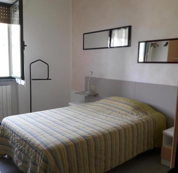 Quarto Estandar Individual, La Locanda Di Perico Paola