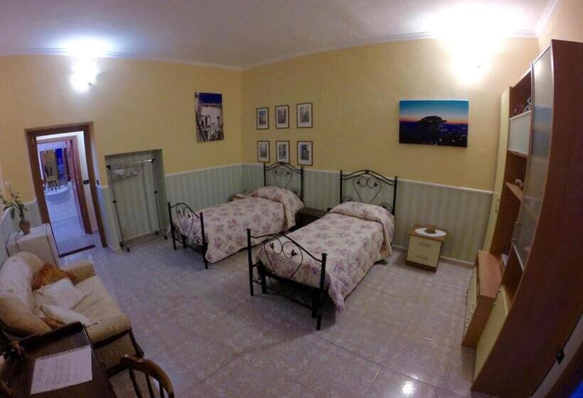 Семейный Номер, B&b La Tana Dell Orso