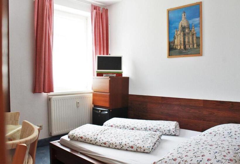 Номер Стандарт Совместная Ванная, Pension Pieschen Dresden