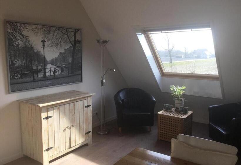 Люкс, Boerderij De Waard