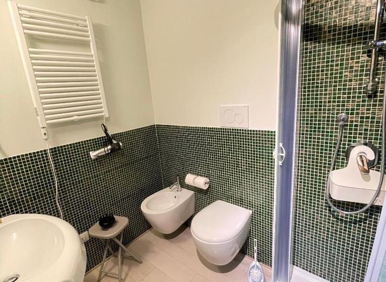 Quarto Deluxe Vista Cidade, Guesthouse Via Di Gracciano   Adults Only