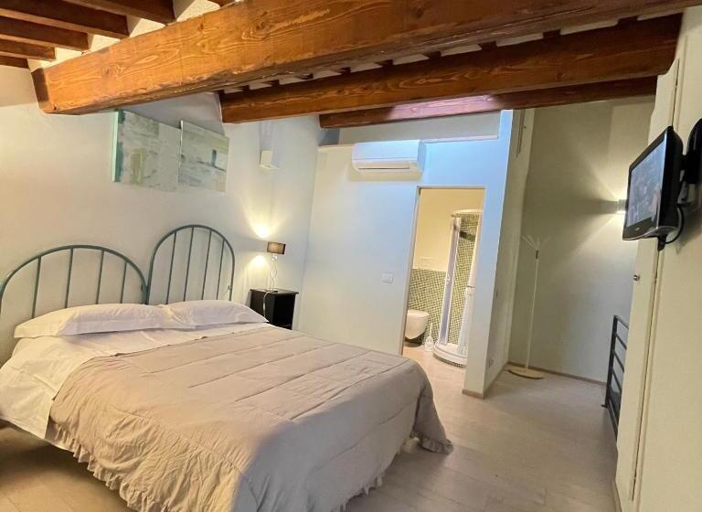 اتاق لوکس, Guesthouse Via Di Gracciano   Adults Only