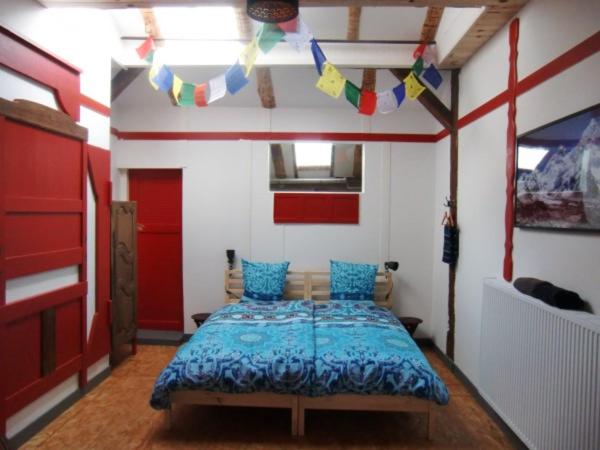 Апартаменты 3 Спальни, Chambre&table D Hotes Ptitmonde