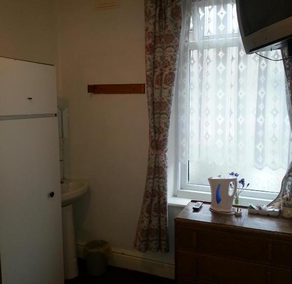 Номер Стандарт, Jesmond International