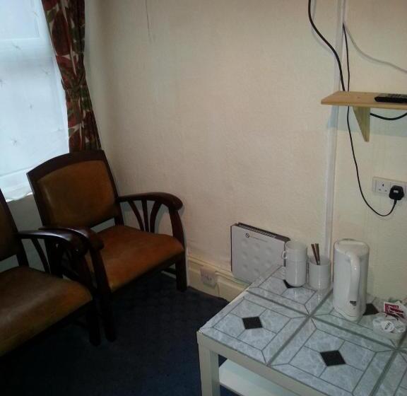 Номер Стандарт, Jesmond International