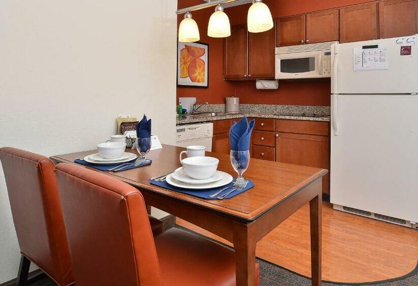 스탠다드 스튜디오 킹침대, Residence Inn By Marriott Denver Airport At Gateway Park