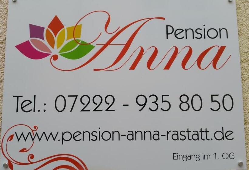 标准三人间, Pension Anna