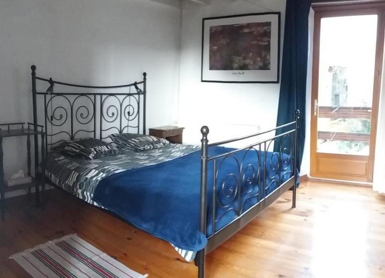 Quarto Economy, Les Deux Arches