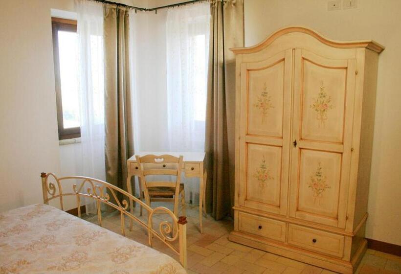 Номер Стандарт Вид на Горы, Agriturismo Fara