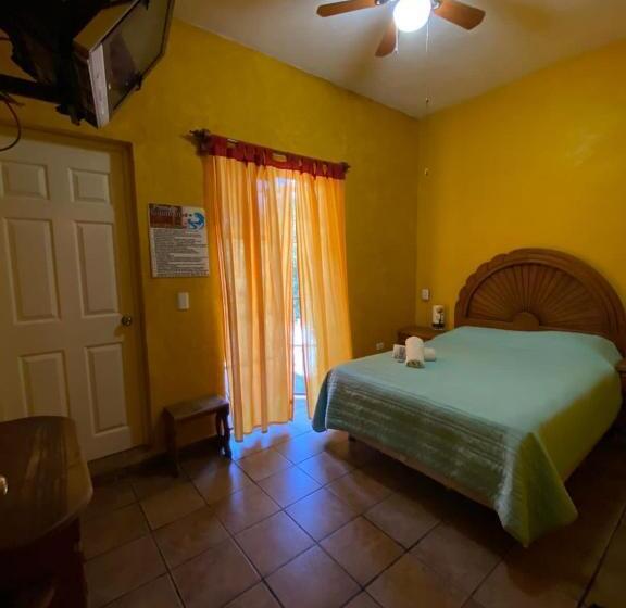 Quarto Estandar, Posada La Natividad