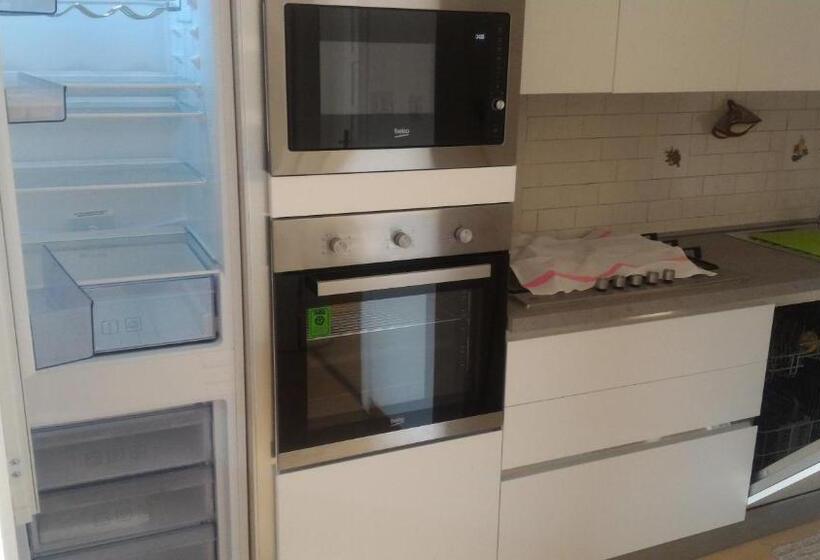 침실 3개 아파트, Anesi Appartamenti