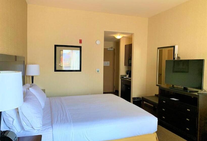 Номер Стандарт Кровать Кинг Адаптированный для Инвалидов, Holiday Inn Express Fresno Northwest   Herndon, An Ihg