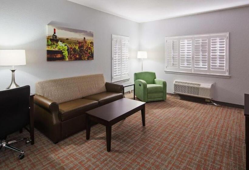 Люкс Кровать Кинг, Best Western Plus Fredericksburg