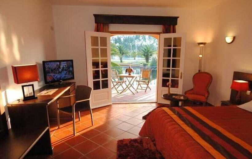 Habitación Estándar Vista Lago, Herdade Lago Real