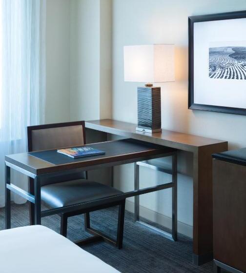 4인용 스탠다드 룸, Hyatt Regency Denver At Colorado Convention Center